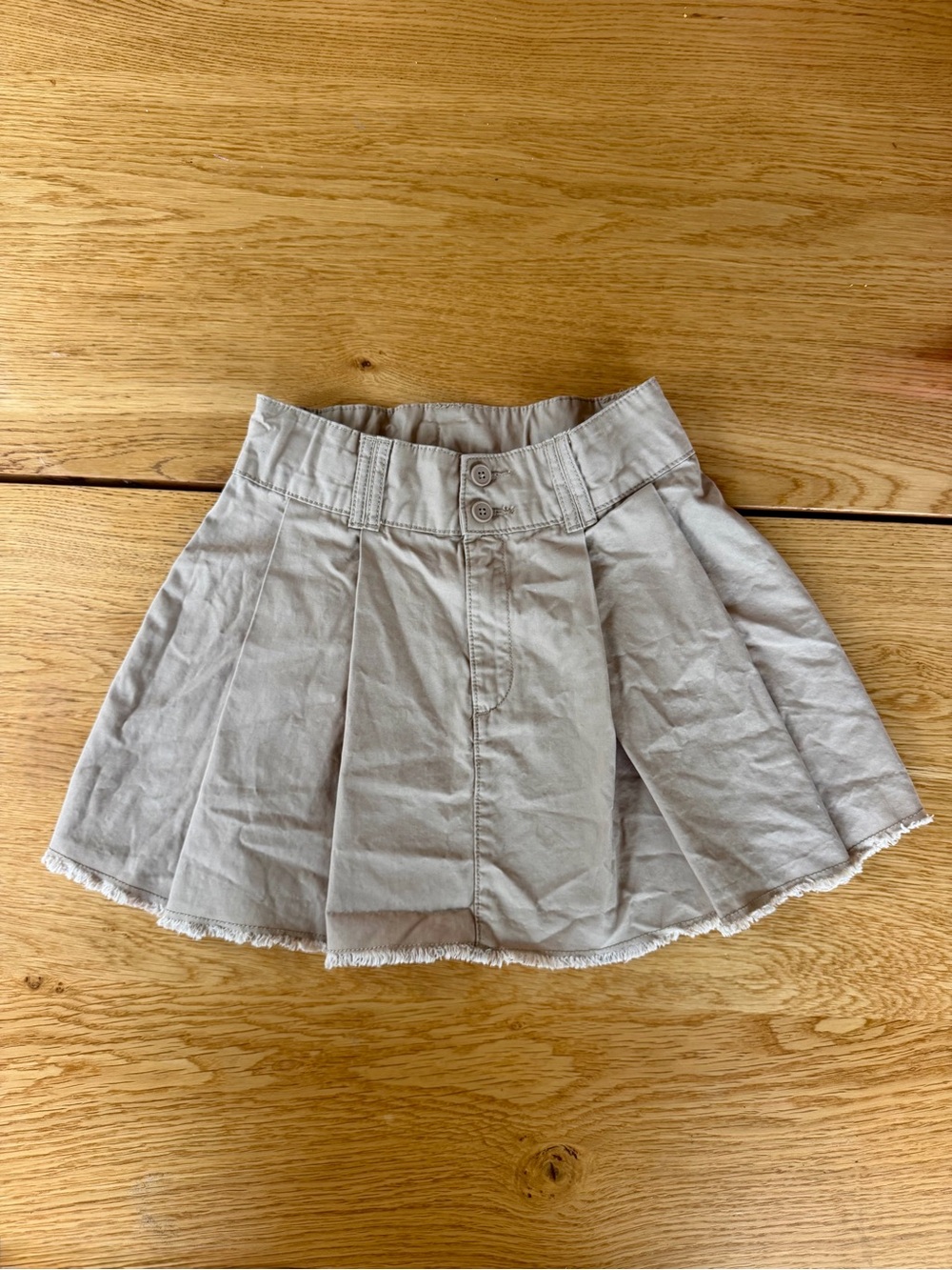 H&M Back to School Tan Khaki Pleated Cotton Skirt!